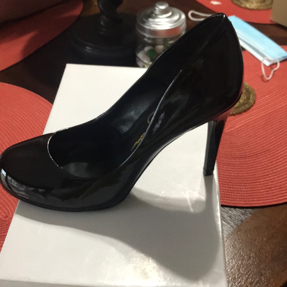 Shoes in its original box